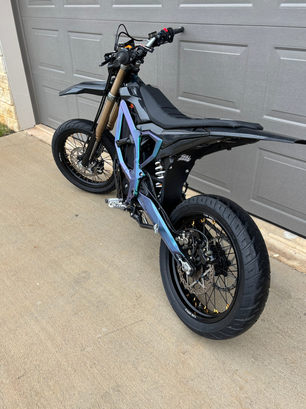 Ultra Bee-FrameGuards